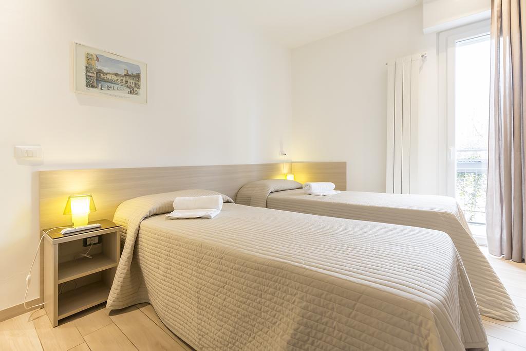Via Italia Hotel Rho Buitenkant foto