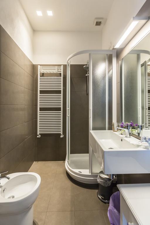 Via Italia Hotel Rho Buitenkant foto